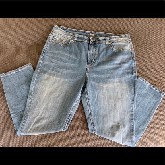 Reba Denim - Reba Women’s Denim Jeans Reba Denim - Reba Women’s Denim Jeans